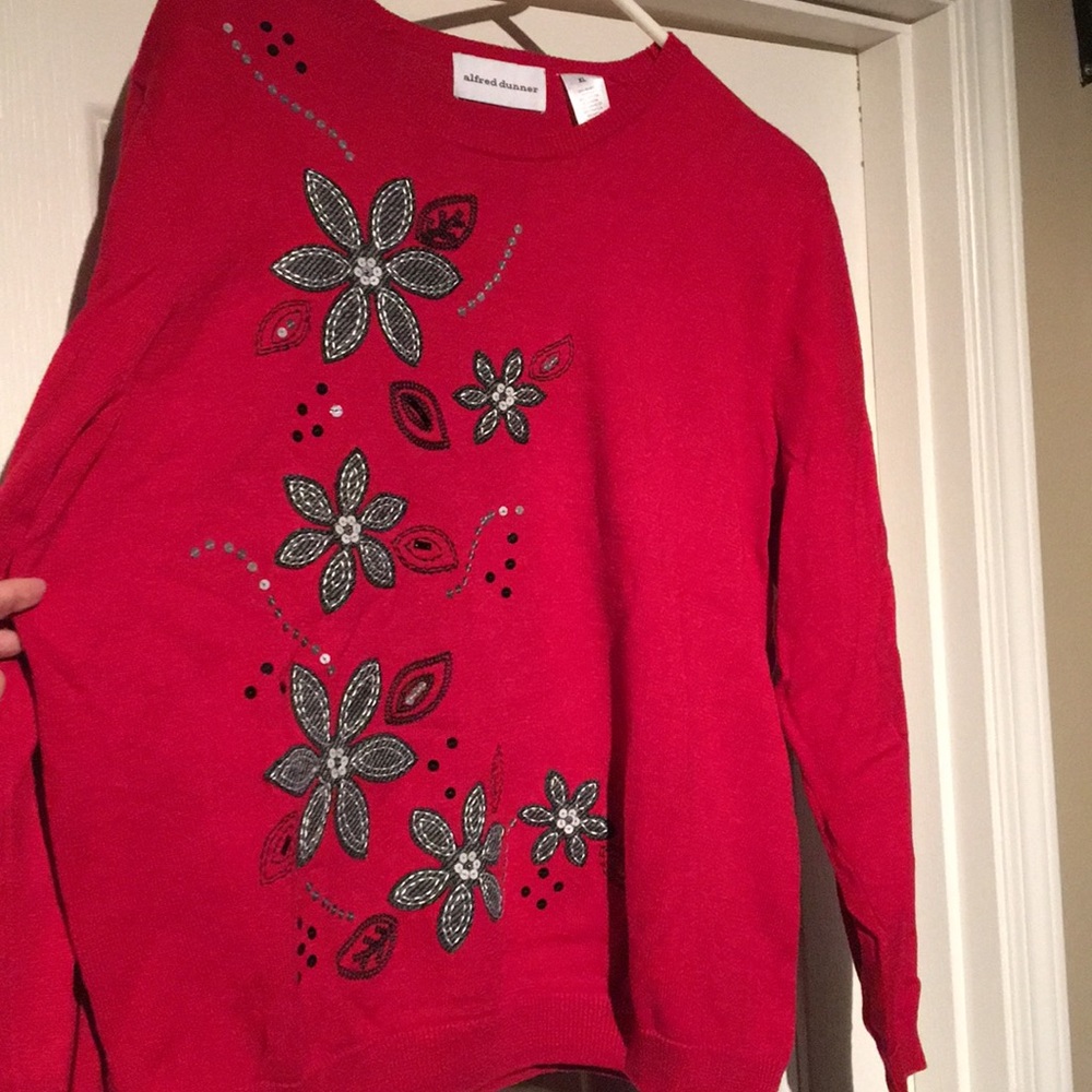 Red Xmas sweater *sale*